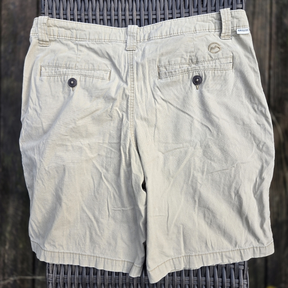 Men Size 34 Casual Tan Light Khaki Chino Shorts 9" Inseam Breathable Lightweight